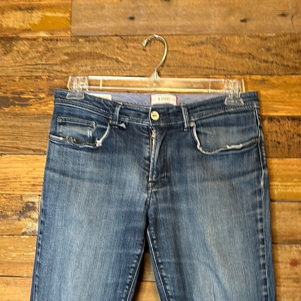 Jaggy Jeans
